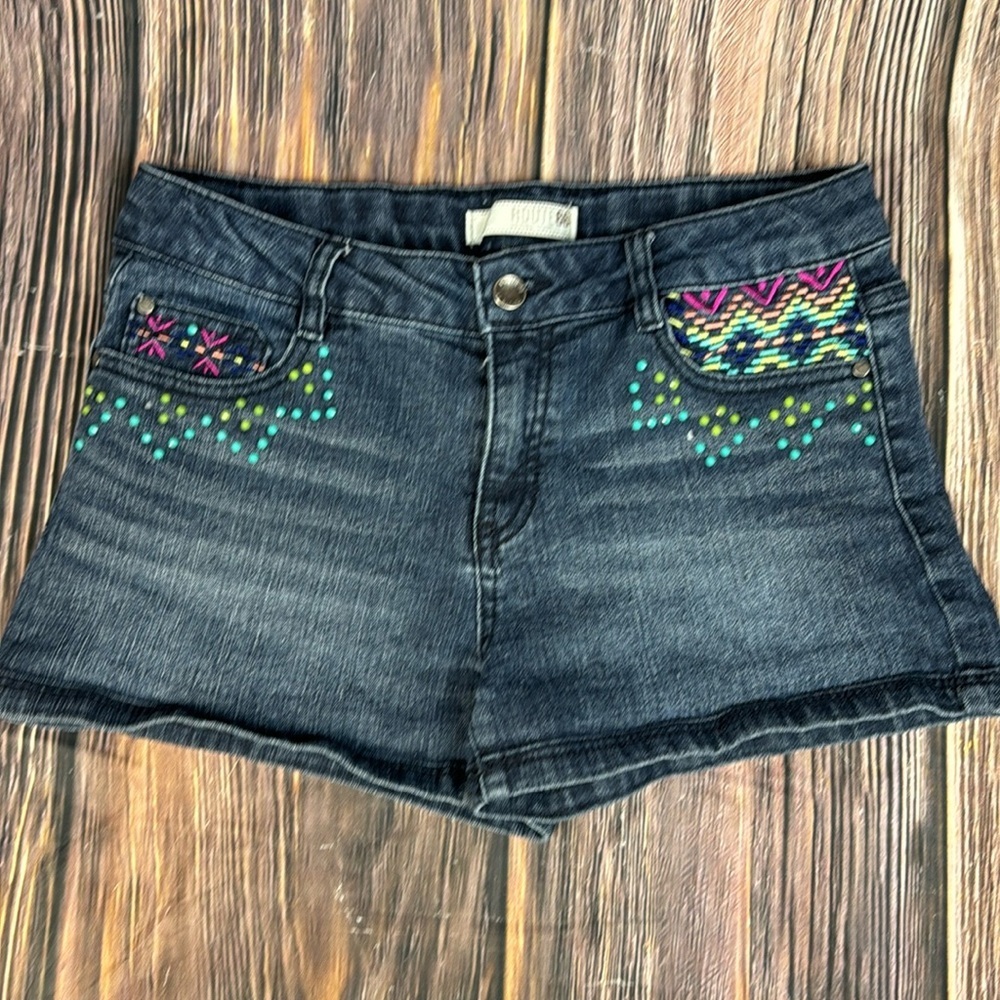 Embroidered Jean Shorts- Size 16